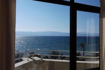 Wa çeşme Farm Hotel Beach Resort & Spa