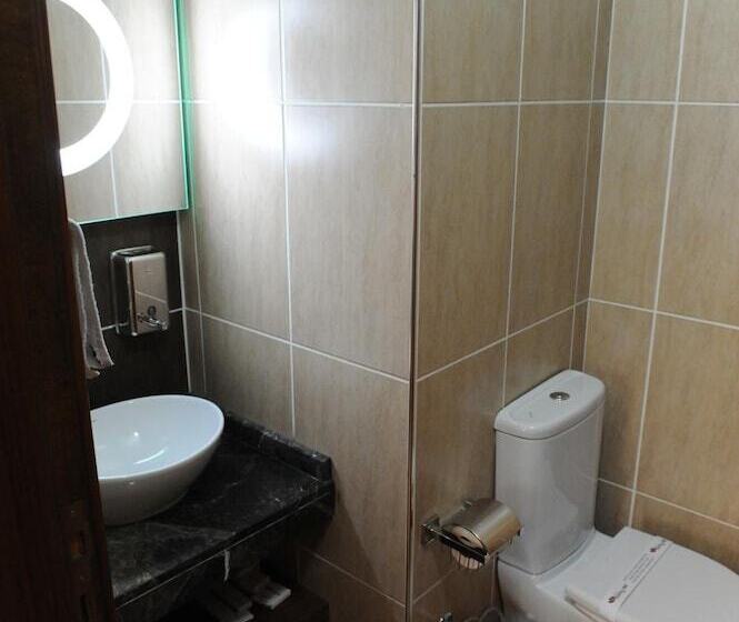 هتل Izmıt Saray