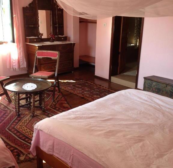 هتل Kalkan Turk Evi