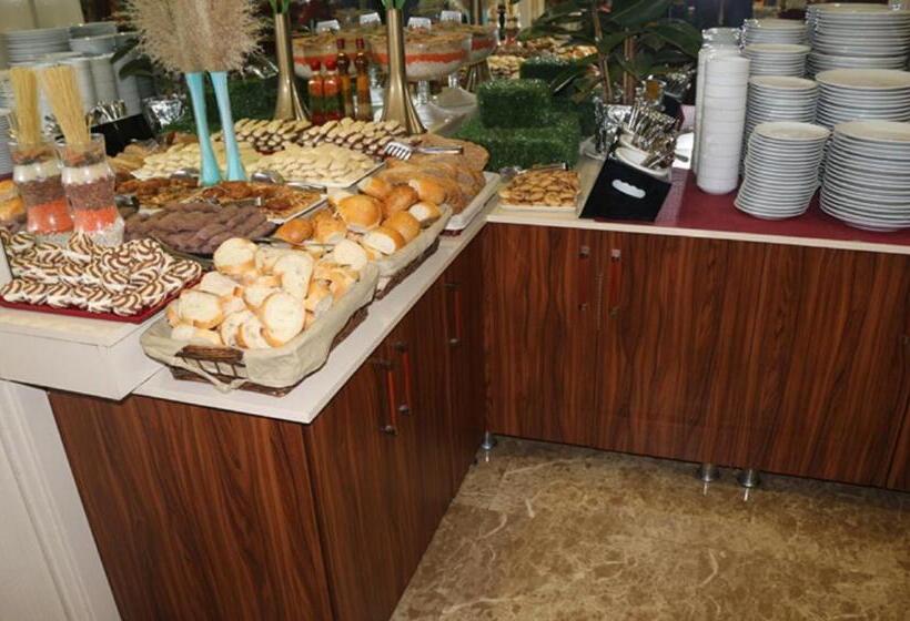 هتل Mesnevi