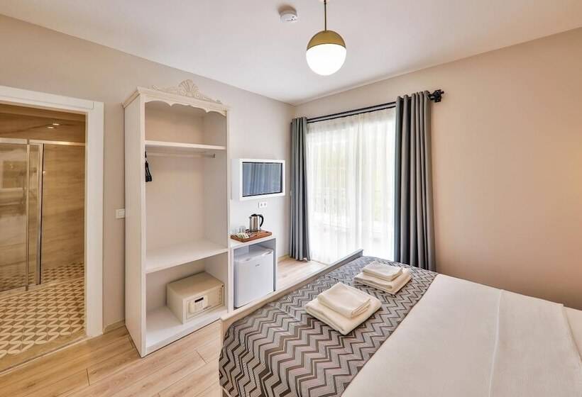 Kas Otel