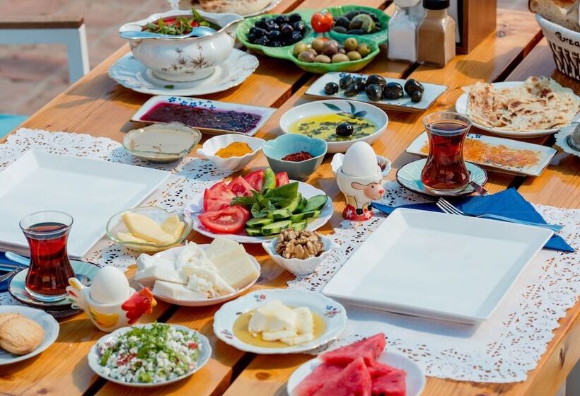 Mavi Keci Otel