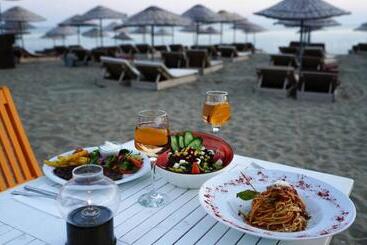 Surf Egitim Merkezi Oteli