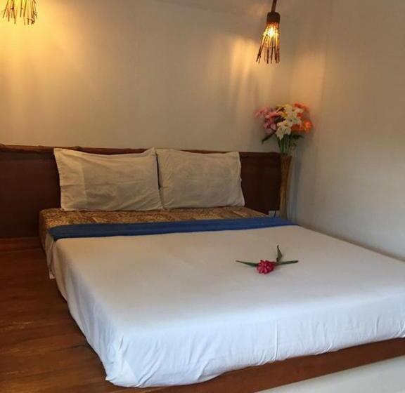 تختخواب و صبحانه Baan Anattaya Koh Yao Noi