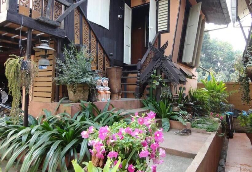 هتل Baanfai Guesthouse Chiangkhong