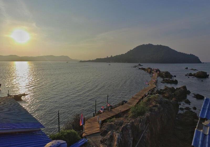 فندق Chaolao Tosang Beach