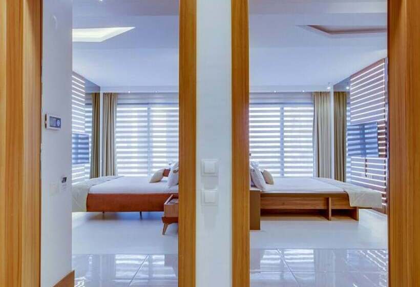 هتل Concept Suites