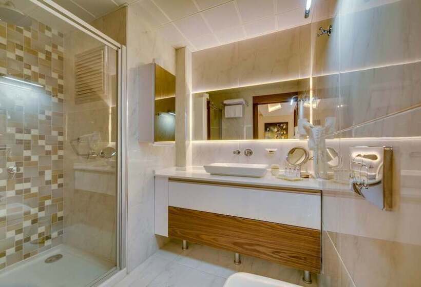 هتل Concept Suites