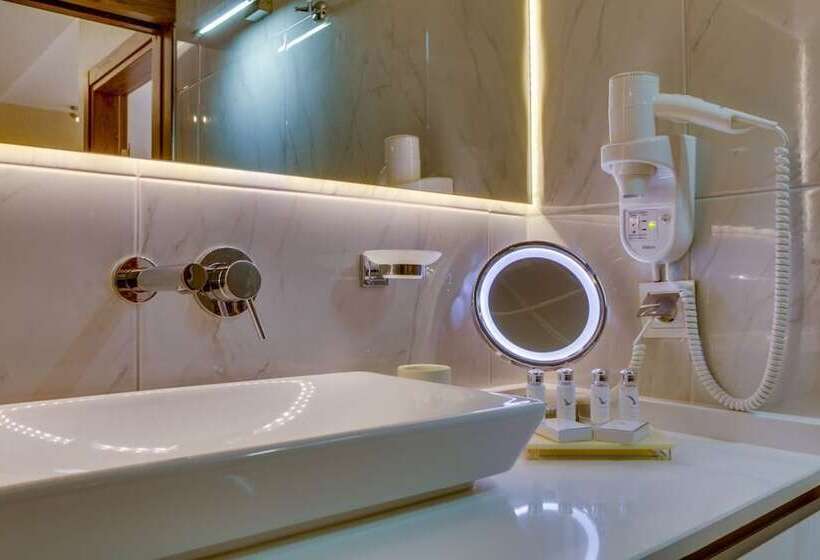 هتل Concept Suites