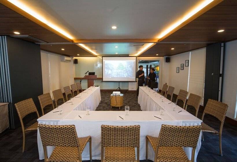 فندق Grand Sierra Pines Baguio