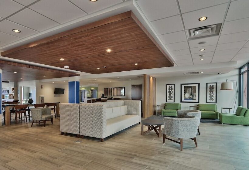 هتل Holiday Inn Express & Suites Broomfield, An Ihg