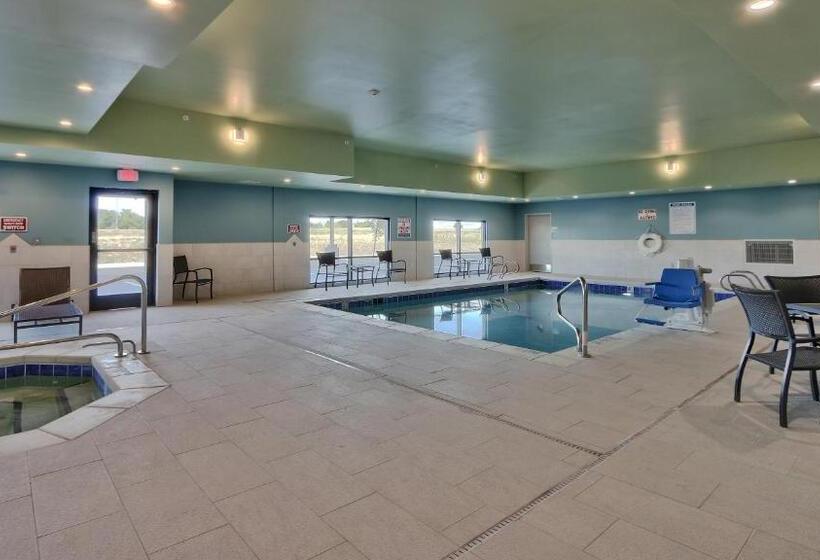 هتل Holiday Inn Express & Suites Broomfield, An Ihg