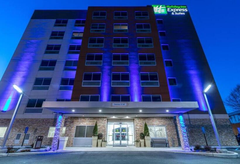 هتل Holiday Inn Express & Suites Jersey City North   Hoboken, An Ihg