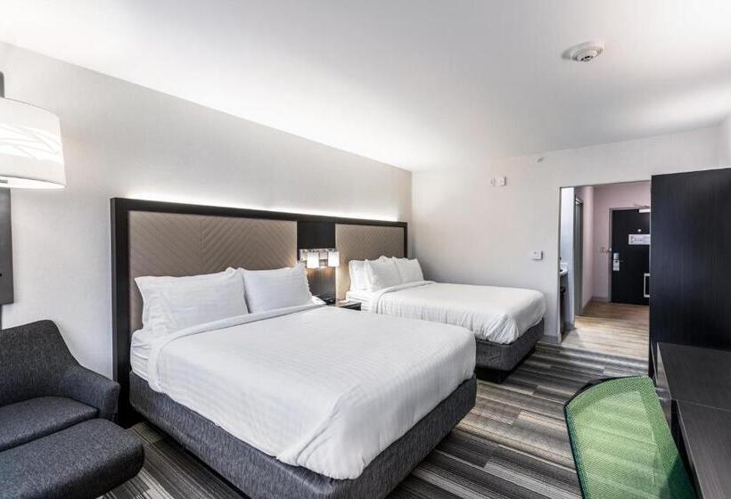 هتل Holiday Inn Express & Suites Jersey City North   Hoboken, An Ihg