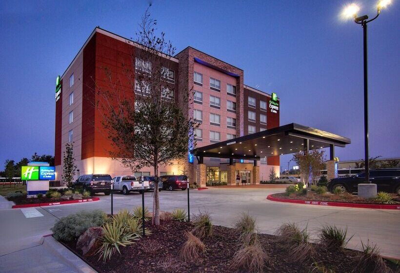 فندق Holiday Inn Express & Suites Moore, An Ihg