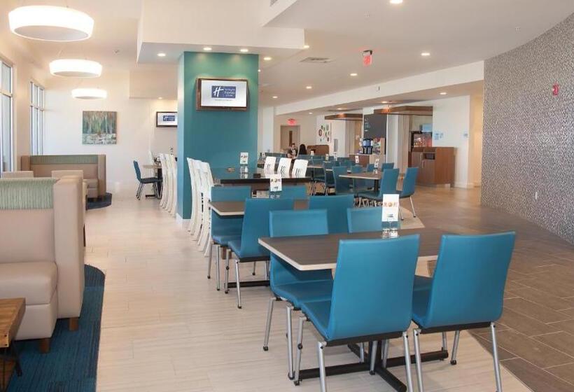ホテル Holiday Inn Express & Suites Panama City Beach Beachfront, An Ihg