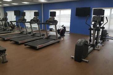 هتل Holiday Inn Express & Suites West Memphis, An Ihg