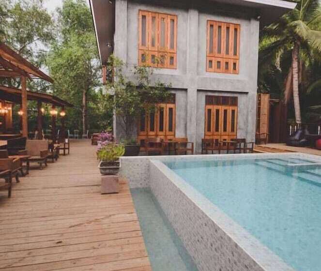هتل House Of Passion Amphawa