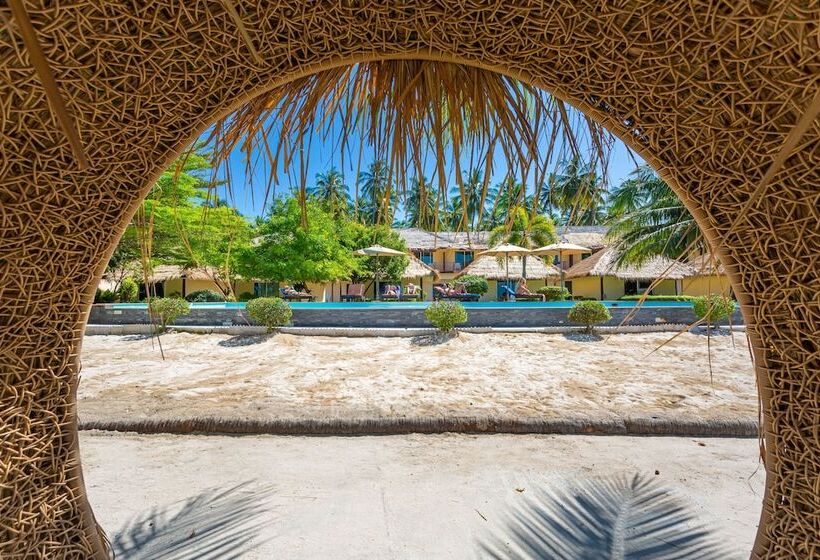 هتل Koh Yao Heaven Beach Resort