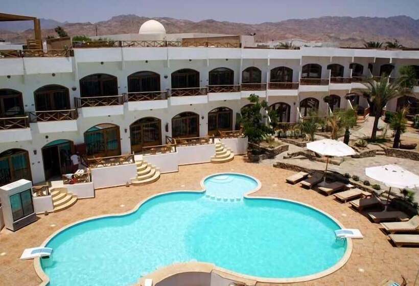 هتل Planet Oasis