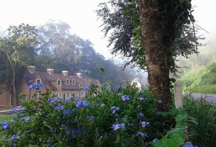 פנסיון Bibury Resort