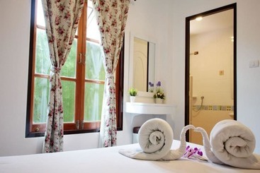 Pruksa Valley Resort   Hostel