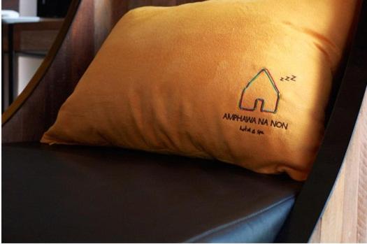 استراحتگاه Amphawa Nanon Hotel & Spa