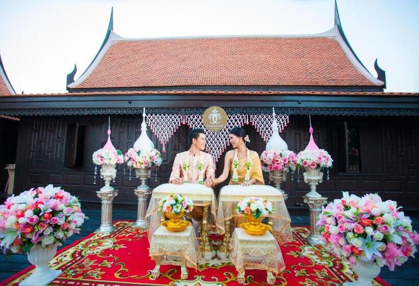 استراحتگاه Chuchaiburi Sri Amphawa