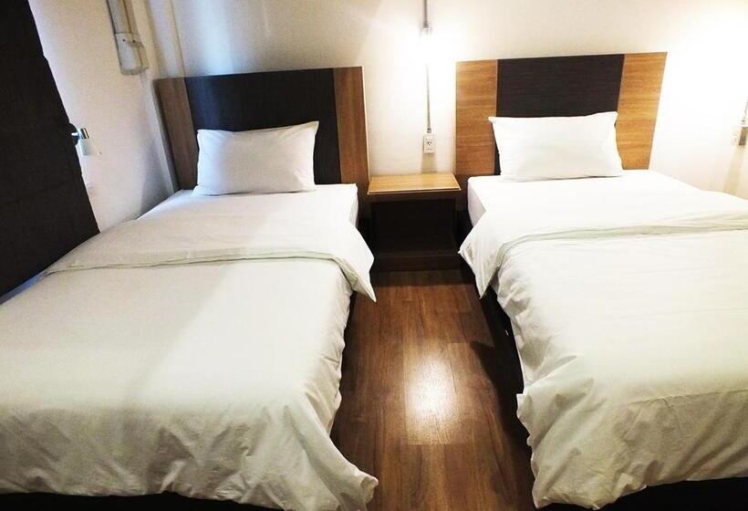 09 Hostel Chiangmai