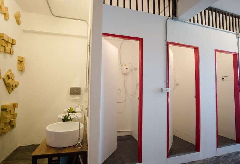 Allsum Hostel