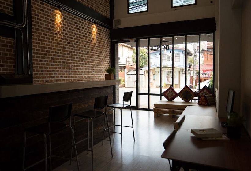 Allsum Hostel