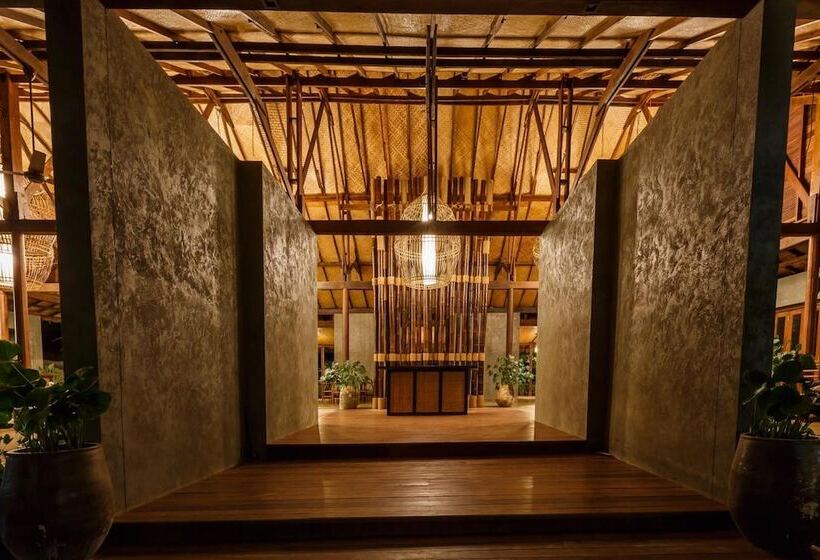 هتل Azalea Village Wellness Resort