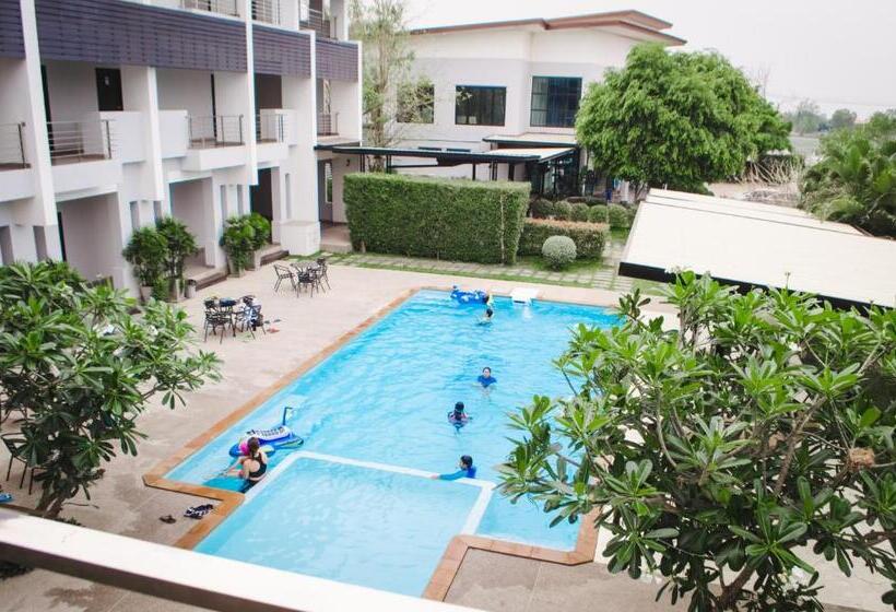 هتل Bualinn Resort
