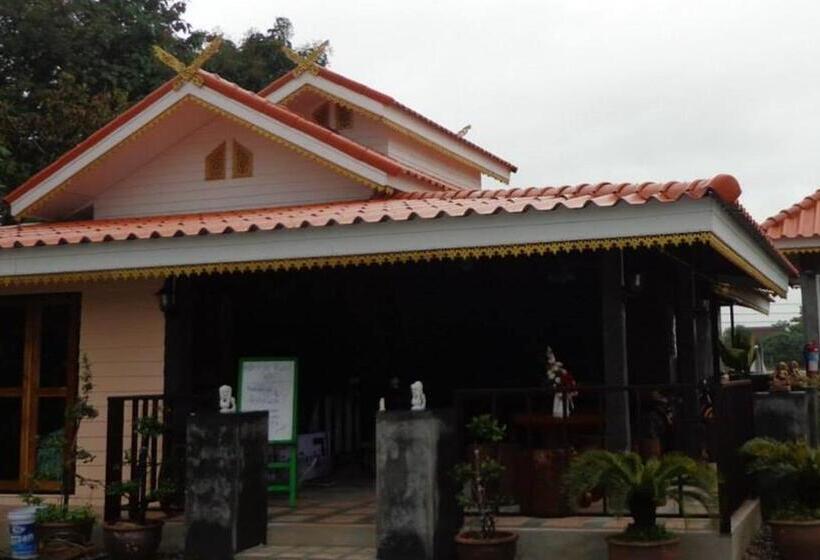 هتل Chiang Rai Khuakrae Resort