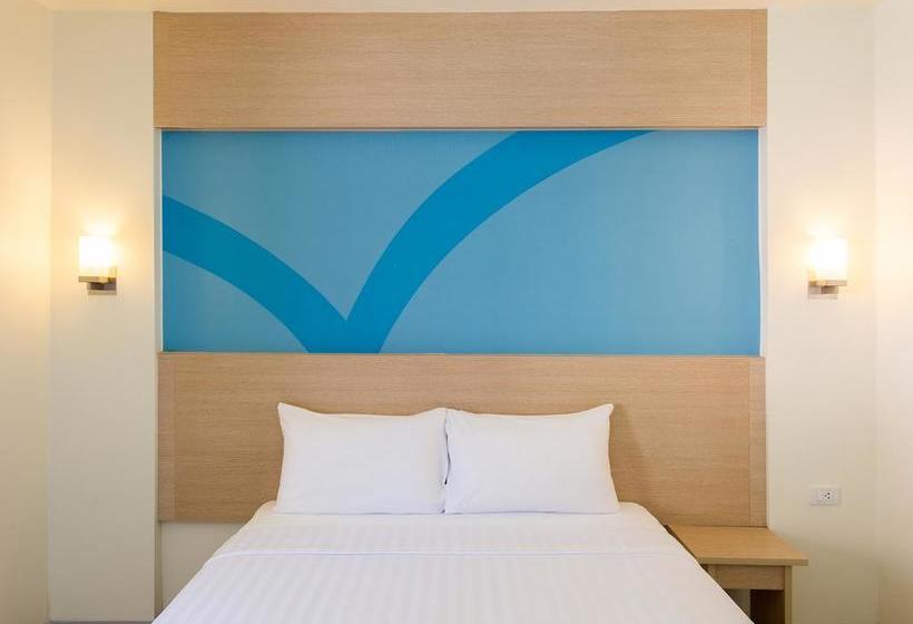 هتل Hop Inn Sakon Nakhon