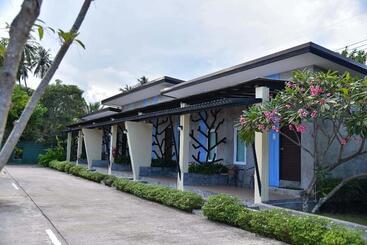 هتل Lullaby Boutique Resort