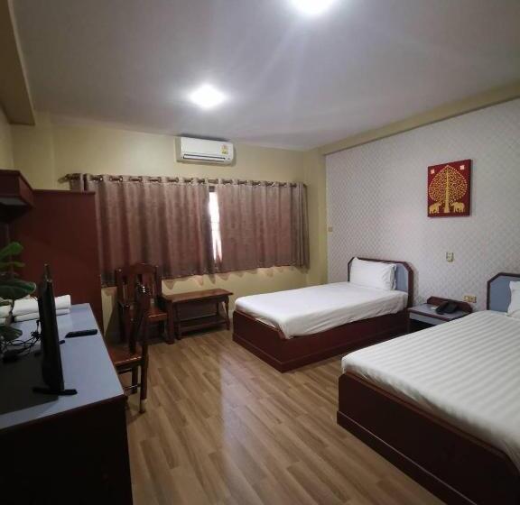 هتل Metro Residence