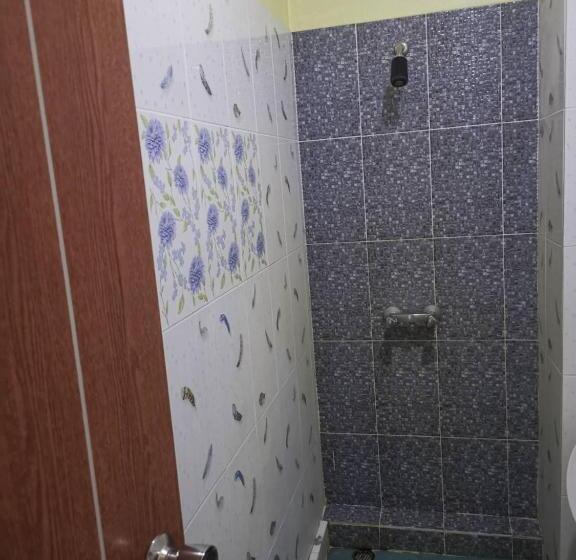 هتل Metro Residence