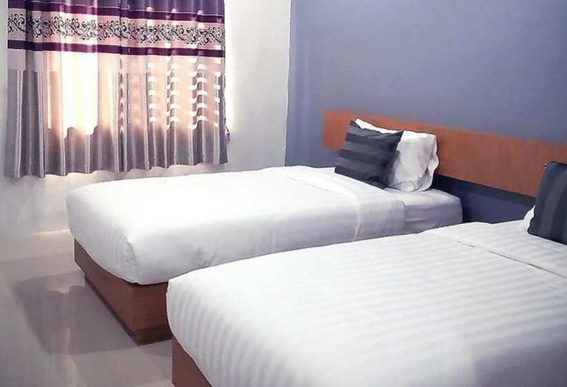 Отель Nichravee Resort Ubon Ratchathani