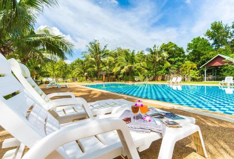 هتل Raks Thai Resort