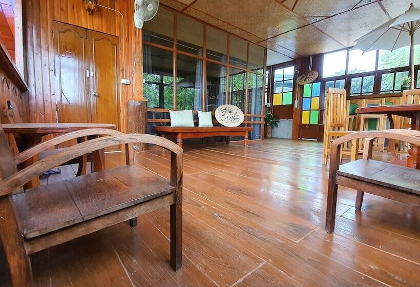 پانسیون Kanecha's Home Lampang