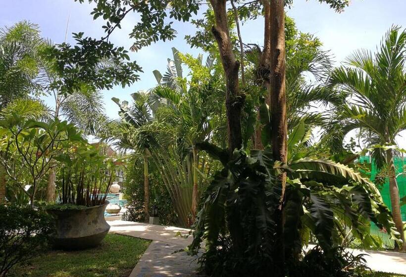 استراحتگاه Arthaya Villas   Sha Extra Plus