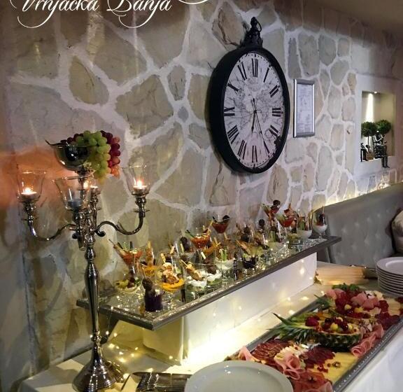 تختخواب و صبحانه Luxury Rooms Minjon