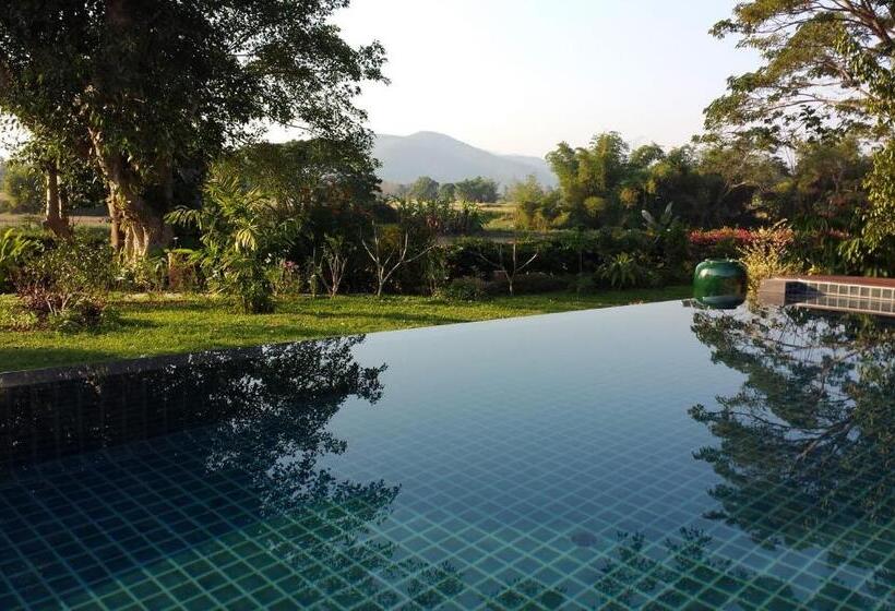 تختخواب و صبحانه Villa Albizia, Chiang Mai