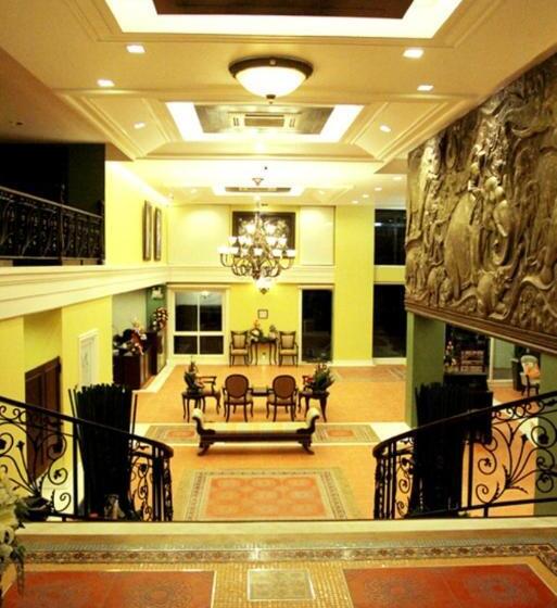 هتل Chour Palace