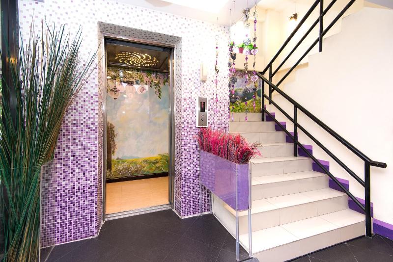 هتل Lilac Relax Residence