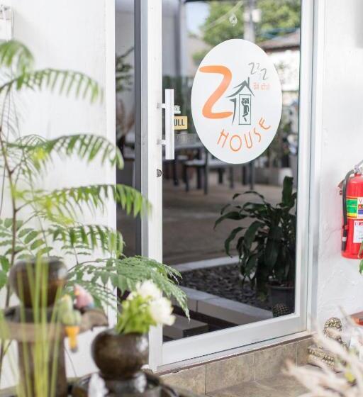 هتل Zzhouse