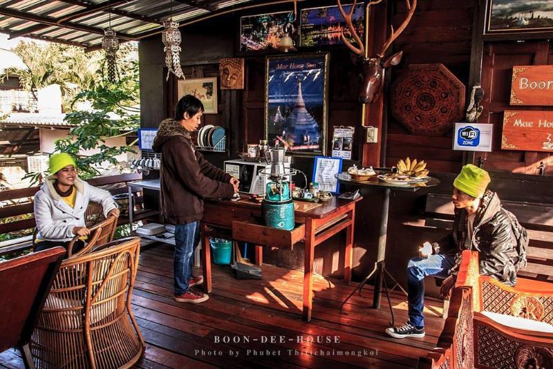 پانسیون Boondee House
