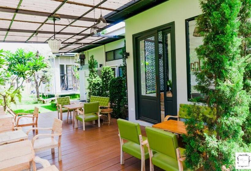 استراحتگاه La Riva Boutique