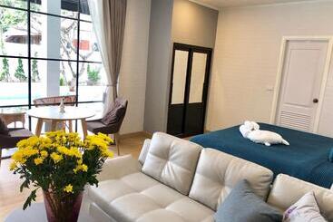 استراحتگاه La Riva Boutique